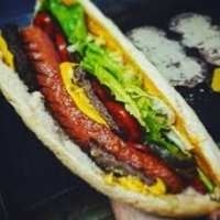 هات داگ برگر